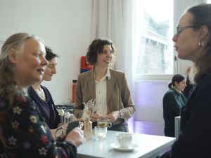 Tanja (midden) tijdens een DigitALLks.